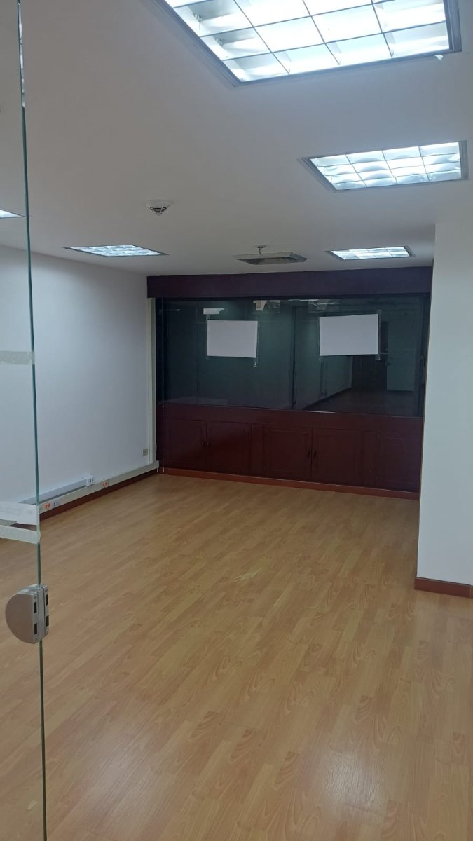 Ac 100 #8a-55, Chapinero, Bogotá, Colombia 3